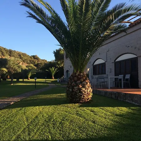 Vallemare E Apart Otel Baja Sardinya
