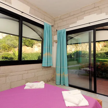 Apartahotel Vallemare E Baja Cerdeña