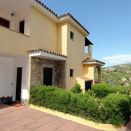 Vallemare E Apart Otel Baja Sardinya