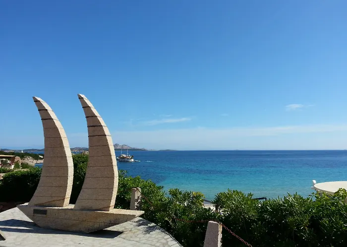 Vallemare E Apart Otel Baja Sardinya